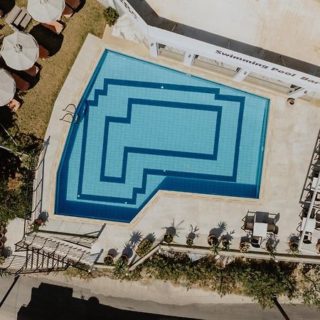 Petra Hotel Agia Galini Екстериор снимка