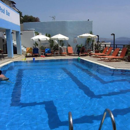 Petra Hotel Agia Galini Екстериор снимка