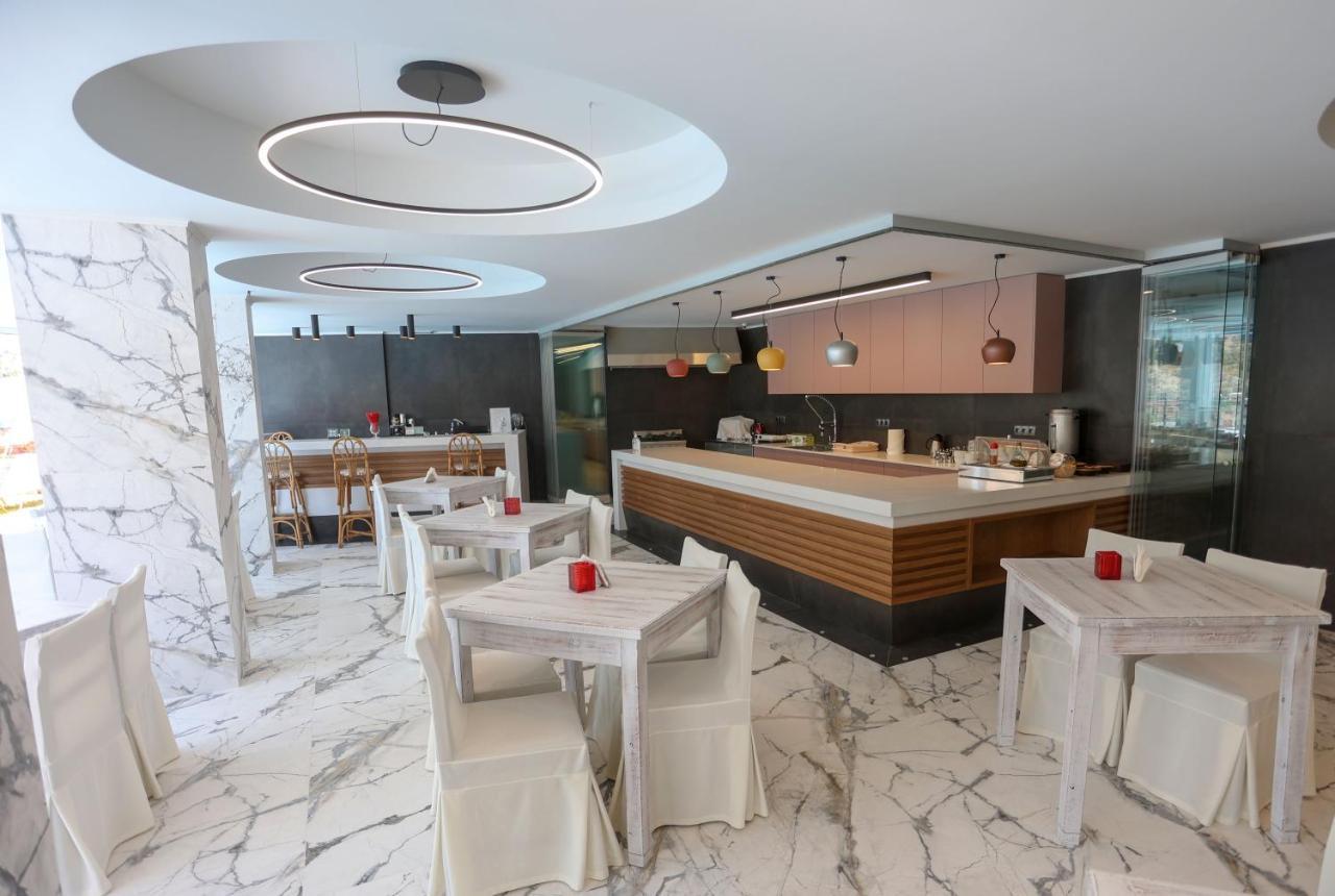 Petra Hotel Agia Galini Екстериор снимка
