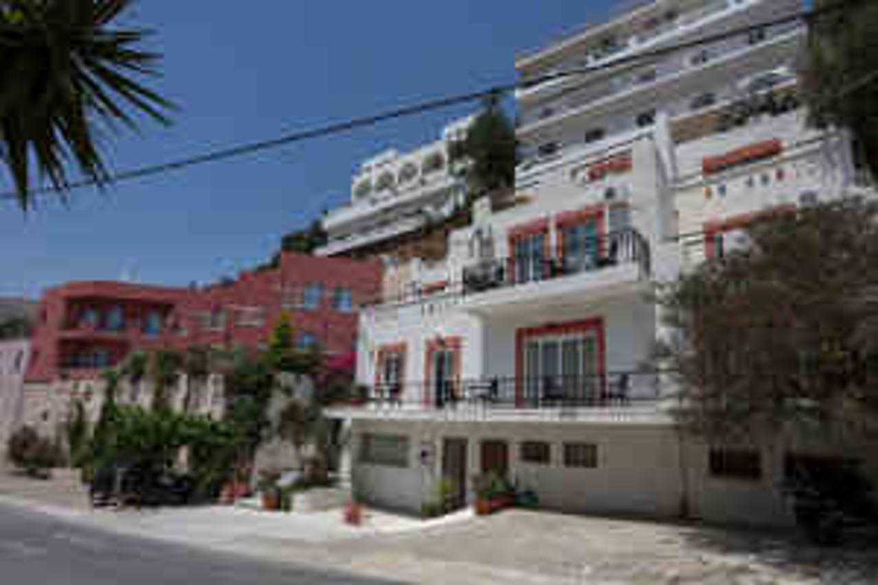 Petra Hotel Agia Galini Екстериор снимка