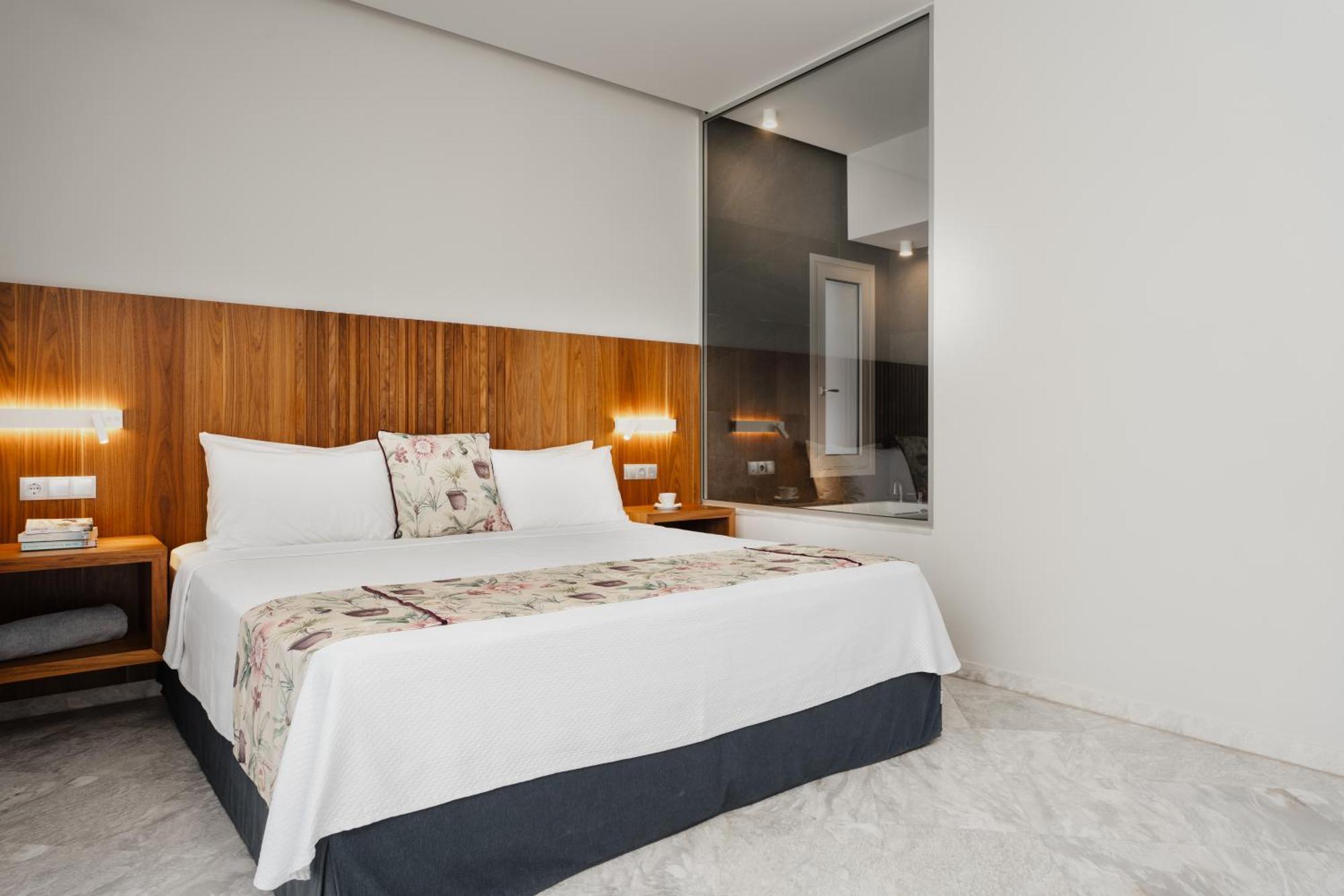 Petra Hotel Agia Galini Екстериор снимка