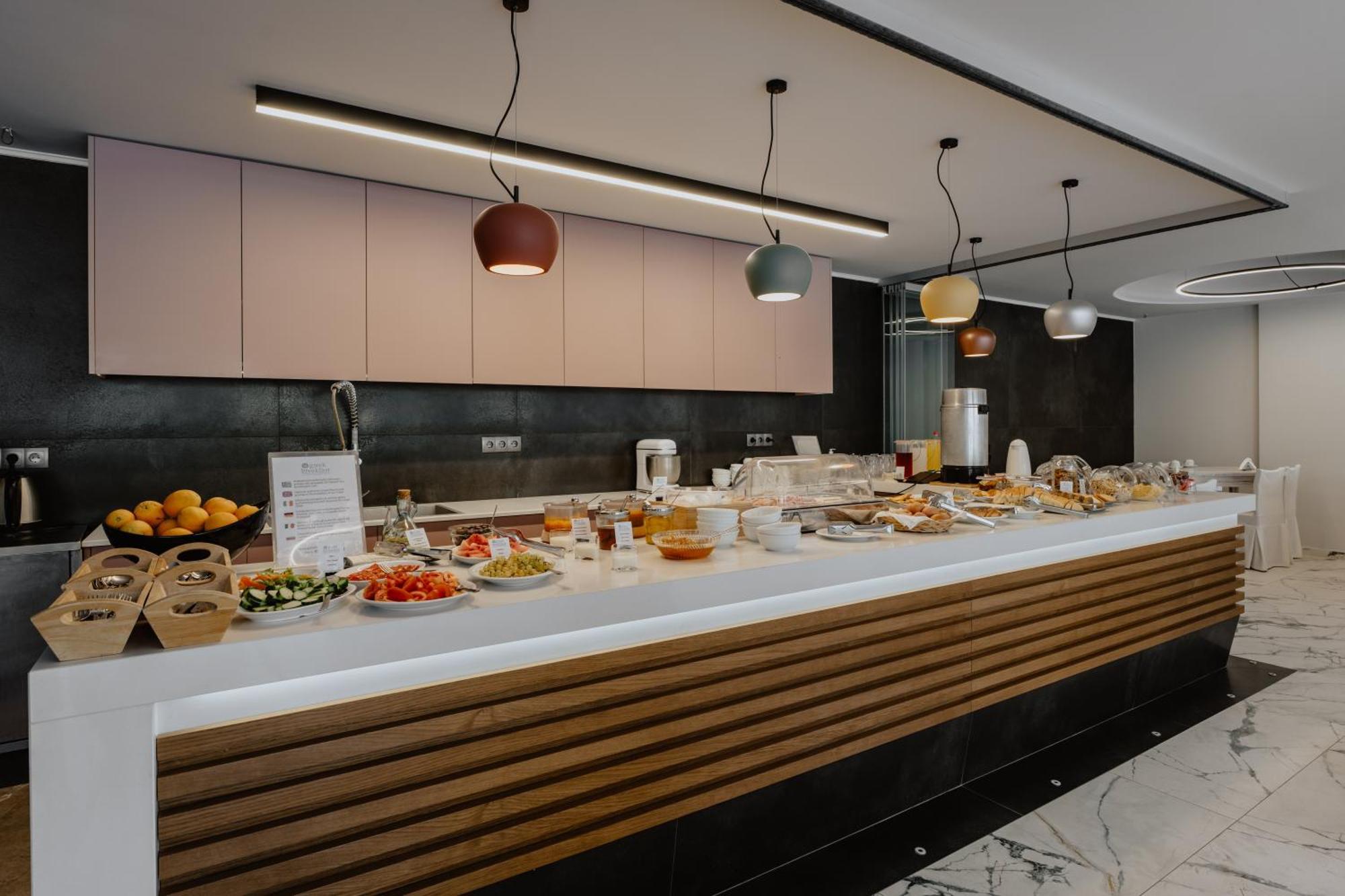 Petra Hotel Agia Galini Екстериор снимка
