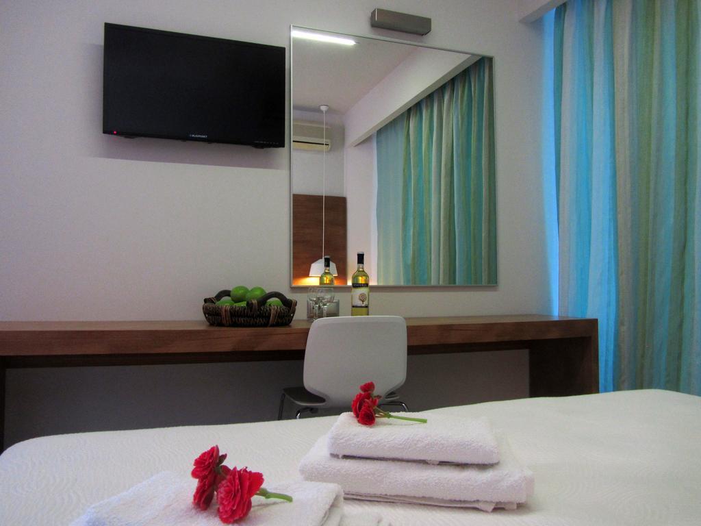 Petra Hotel Agia Galini Екстериор снимка