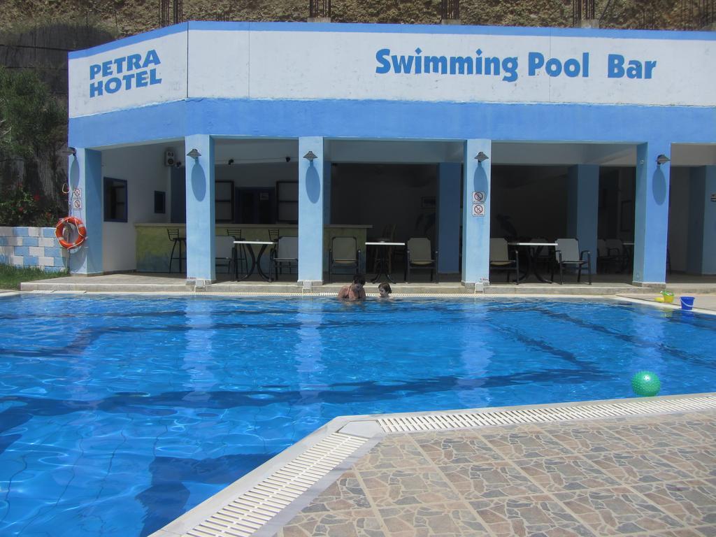 Petra Hotel Agia Galini Екстериор снимка